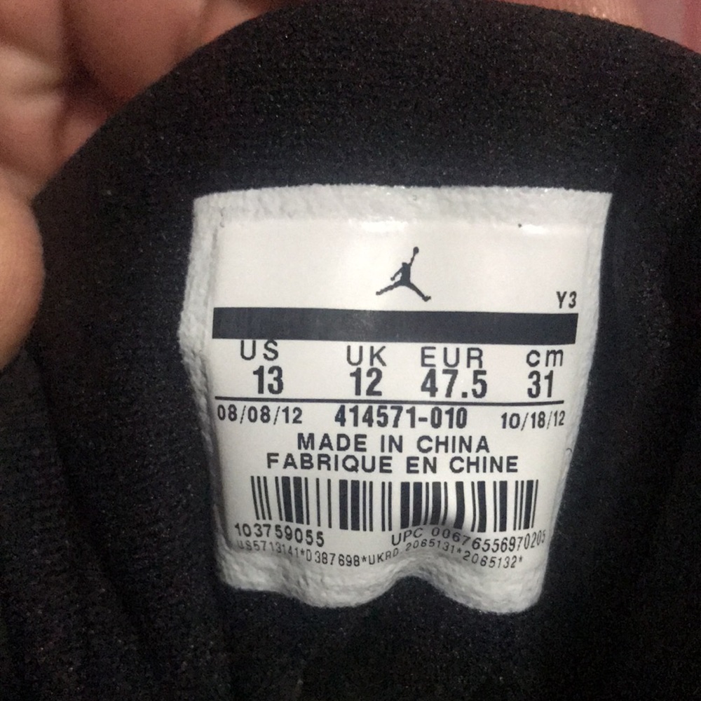 AIR JORDAN 13 RETRO "BRED" - Picture 8 of 9